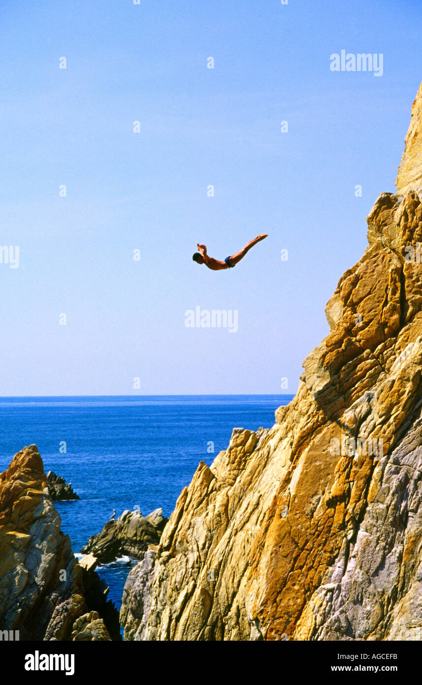 Cliff diving at Acapulco Mexico Stock Photo Alamy