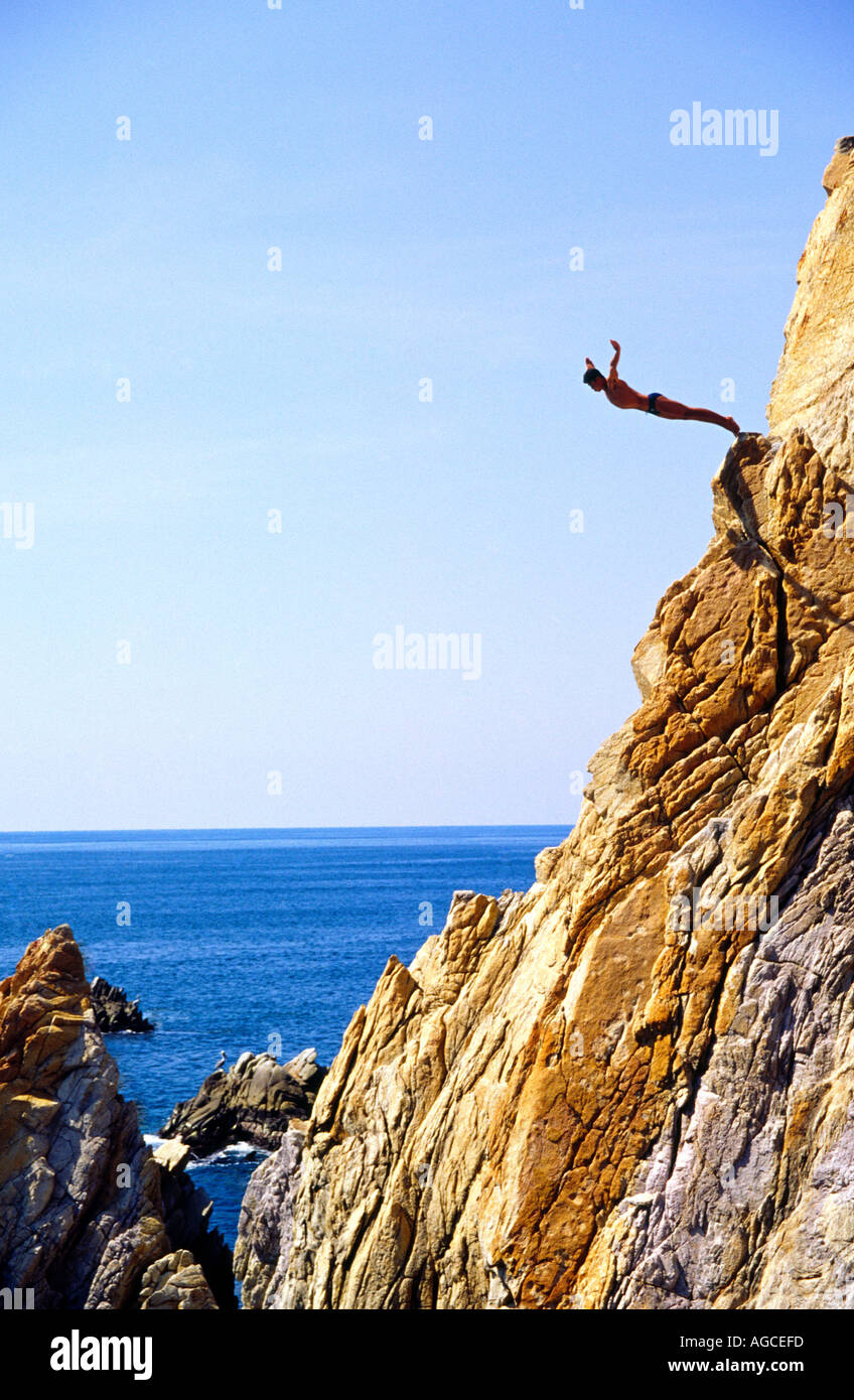 Cliff diving at Acapulco Mexico Stock Photo Alamy