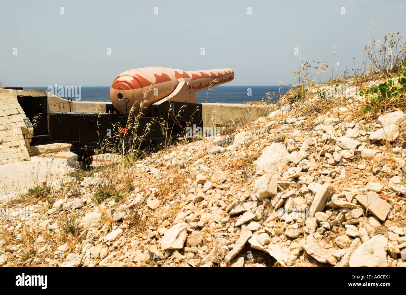 100 ton gun at Fort Rinella, Malta Stock Photo
