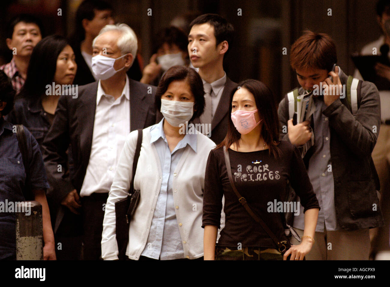 Face masks SARS outbreak Hong Kong Stock Photo - Alamy