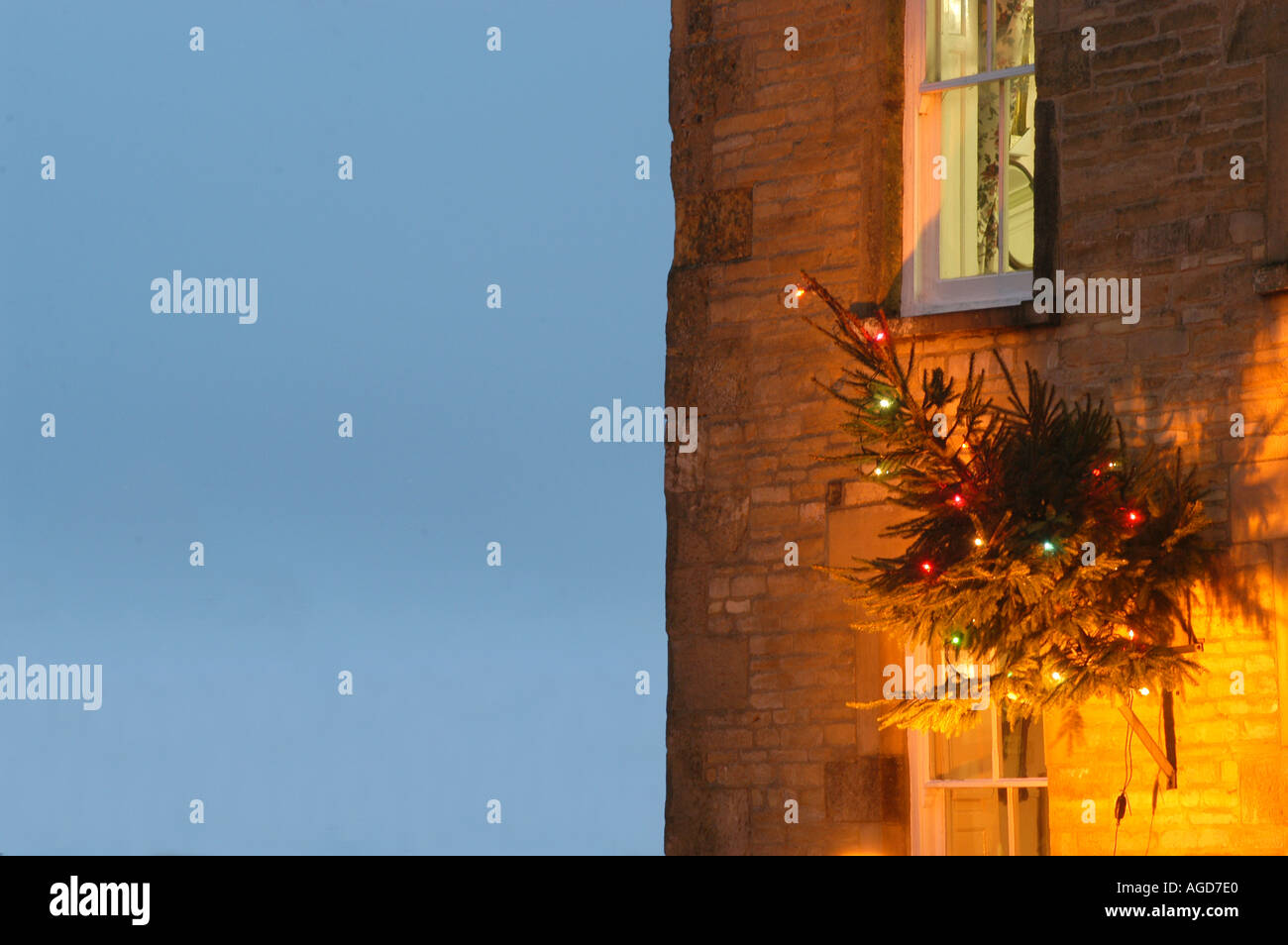 Christmas lights and night life in Chipping Norton Stock Photo Alamy