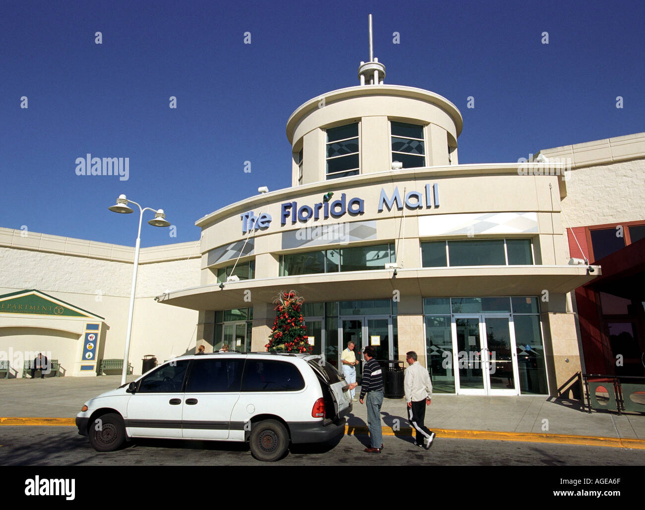 The Apple store on Florida Mall shopping centre Orlando Florida USA Stock  Photo - Alamy