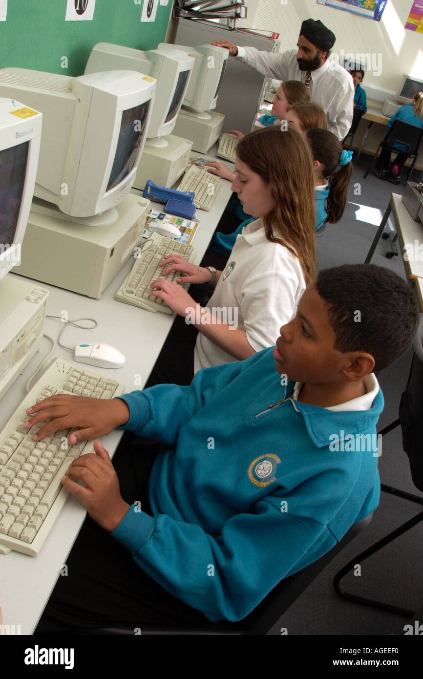 High school english e teacher hi-res stock photography and images - Alamy
