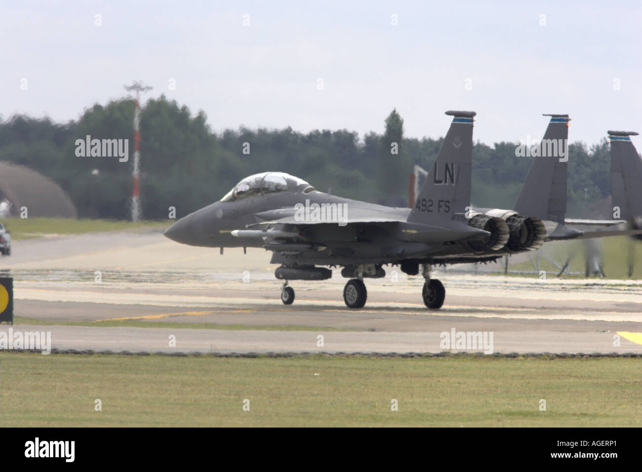 Maglietta Uomo USAFE RAF Lakenheath - F15 492d Fighter Squadron 'The Mad Hatters' Grigia