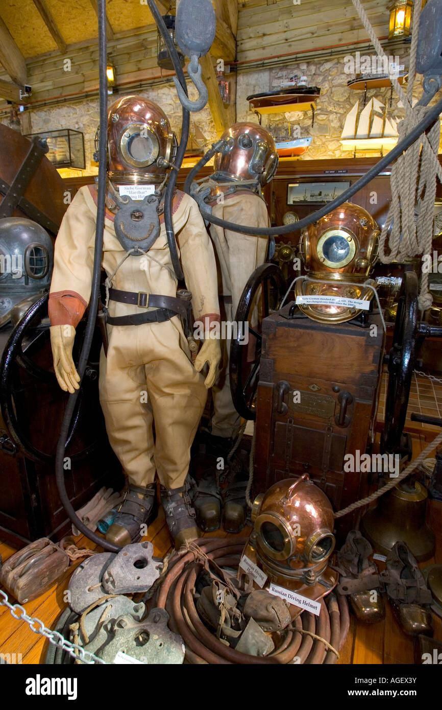 Russian diving suit hires stock photography and images Alamy