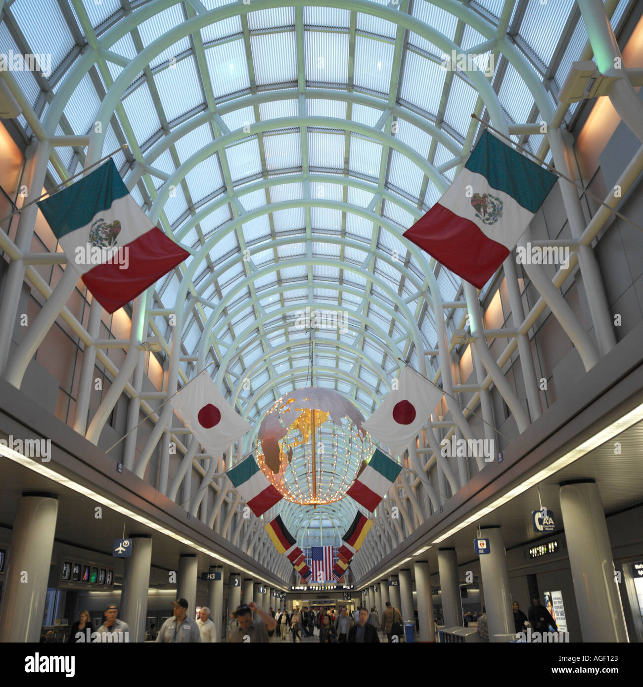 chicago airport terminal 5 security