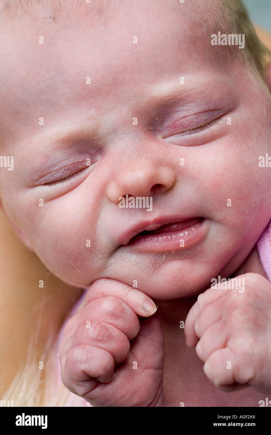 Little girl sleeping with open mouth hires stock photography and images Alamy