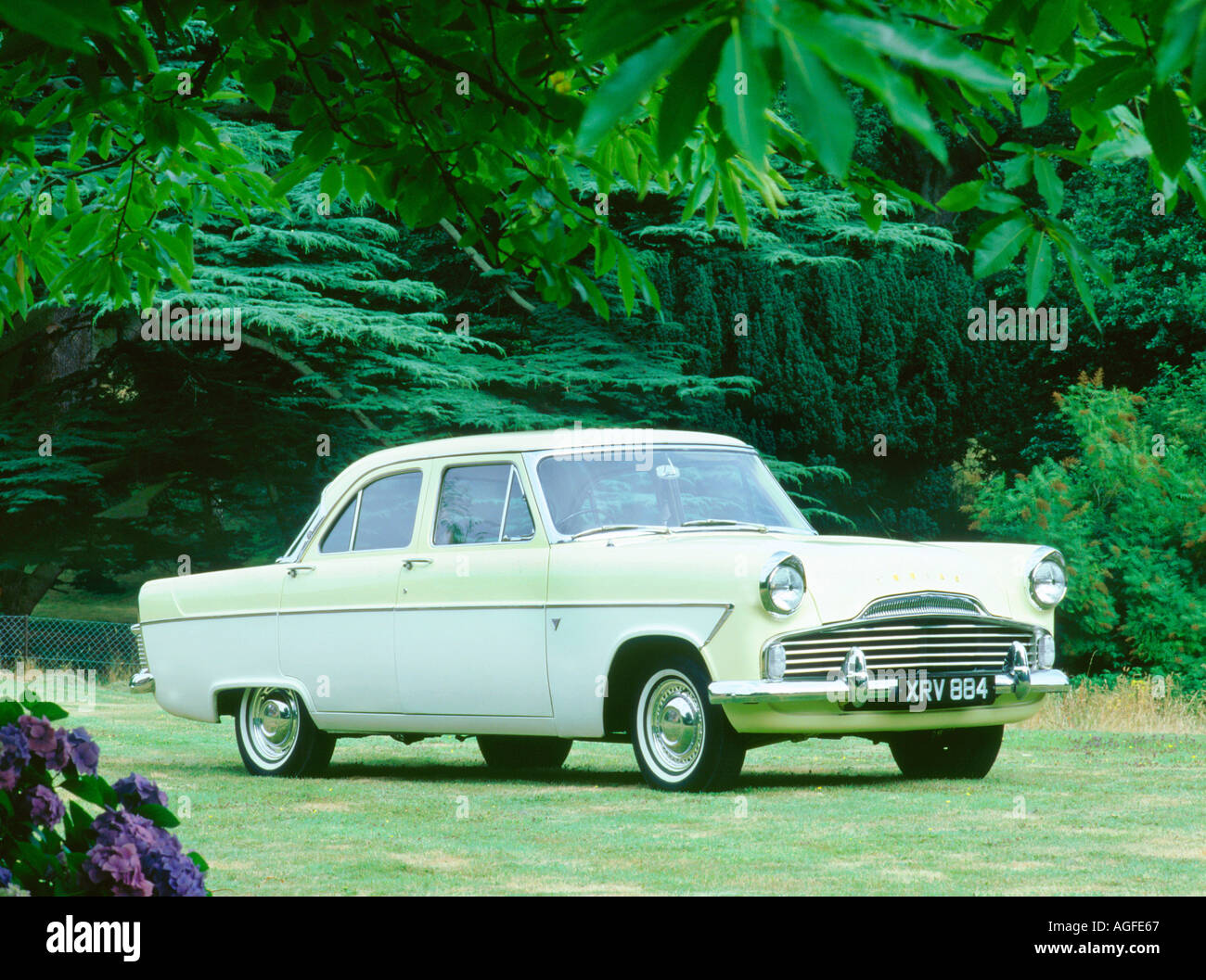1961 Ford Zodiac Stock Photo - Alamy