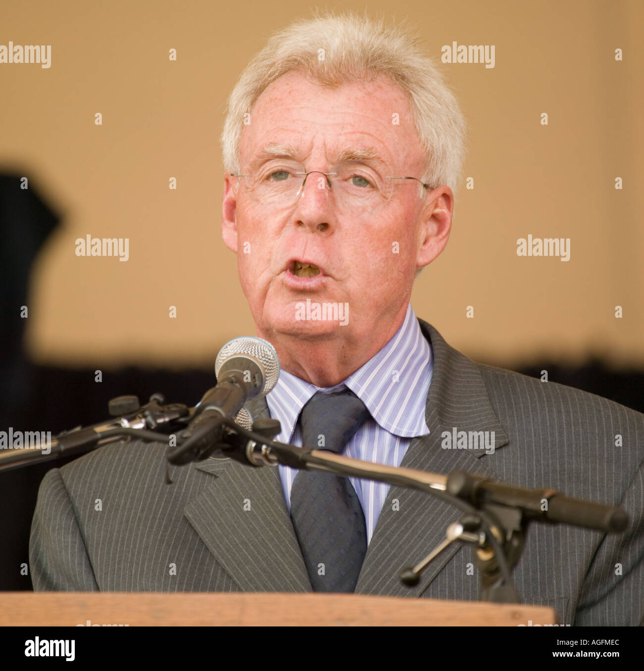 Peter Gammons at Induction Ceremony 2005 Baseball Hall of Fame Cooperstown New York Stock Photo