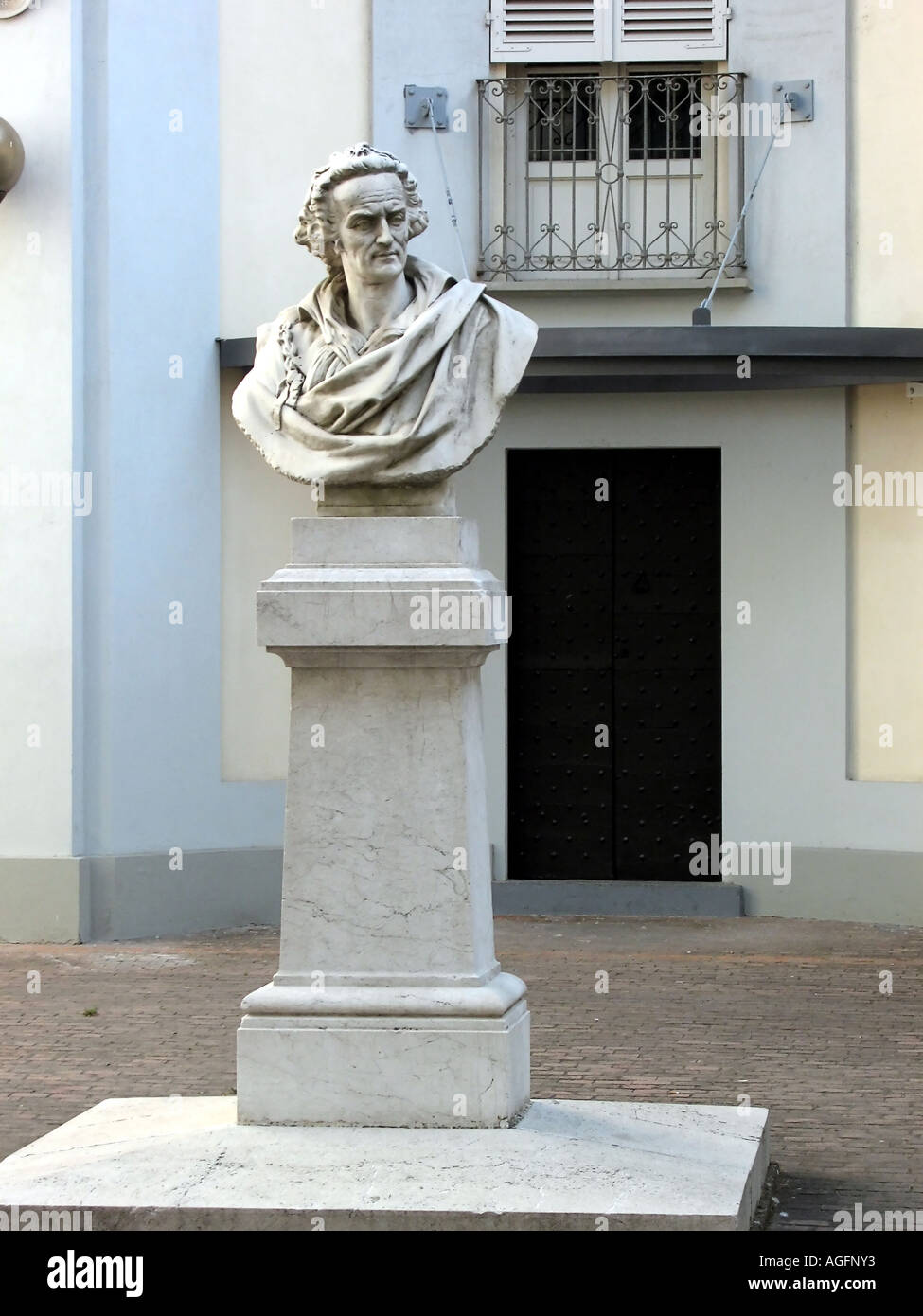 Bust of Vittorio Alfieri local poet and tragedy author in Asti Piedmont Northern Italy Stock Photo