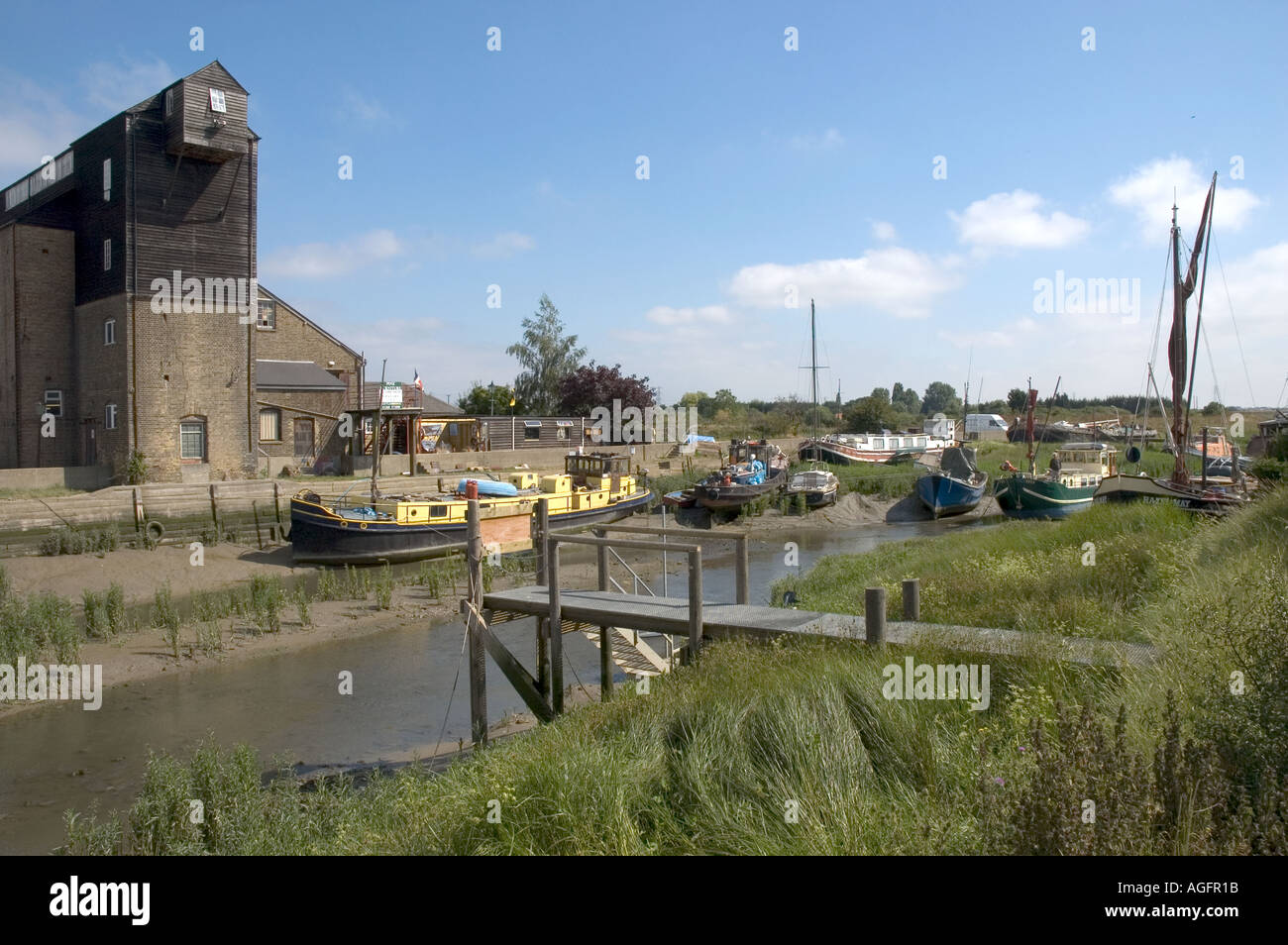 Battlesbridge Harbour Essex England Stock Photo Alamy