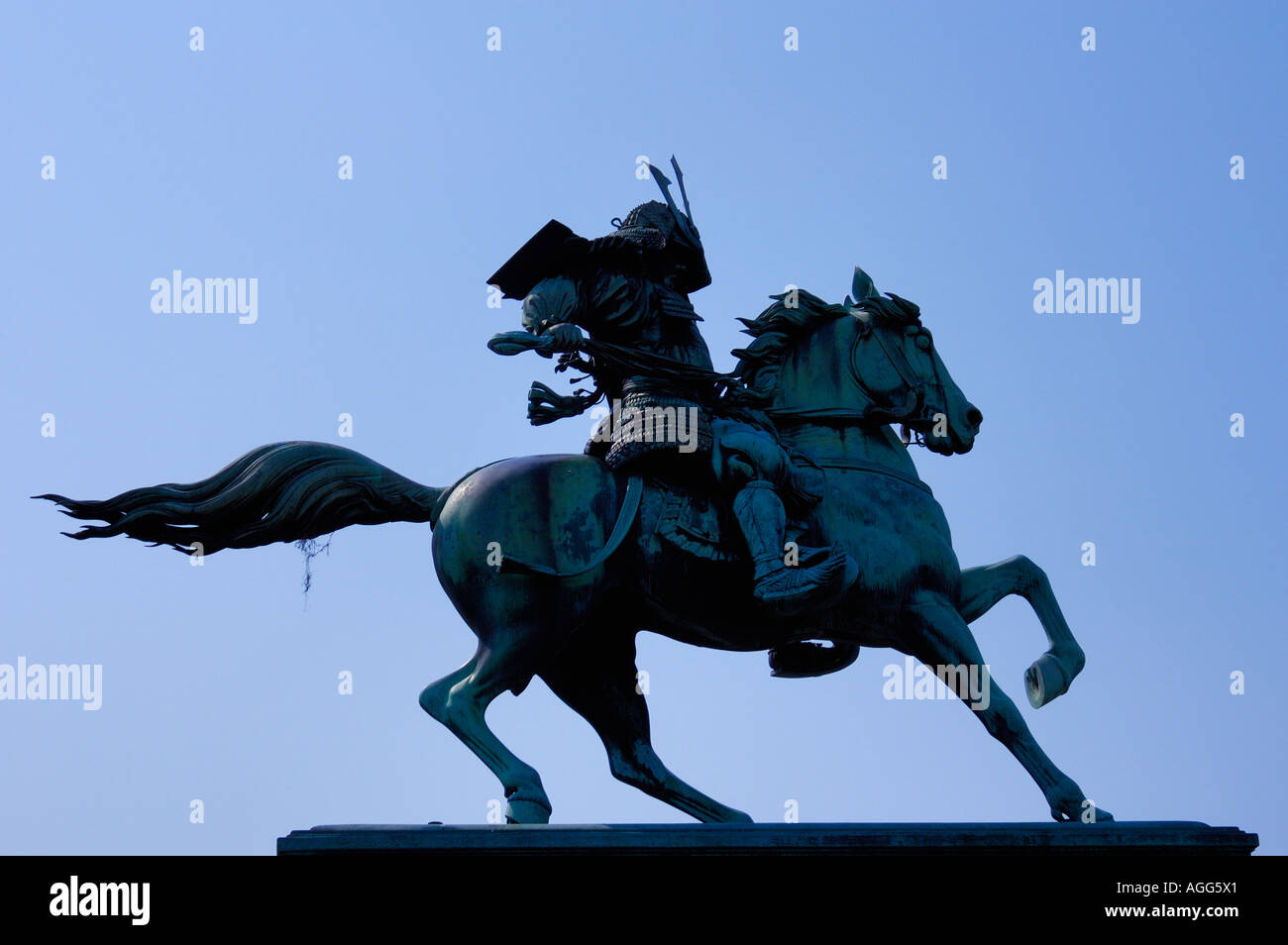 Imperial Palace, Kokyo Garden, statue of Kusunoki Masashige (Samurai Warrior), Tokyo, Japan Stock Photo