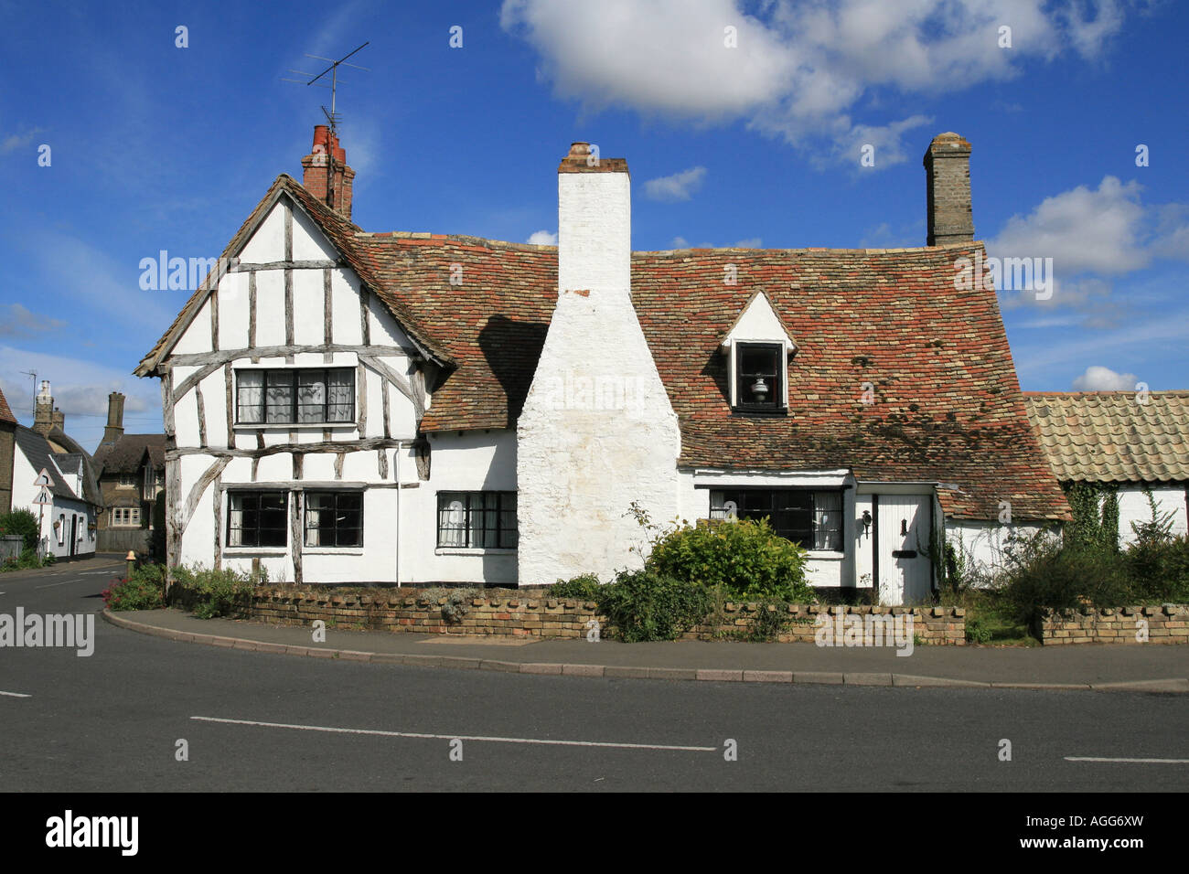 Old Cottage Village Street Houghton Cambridgeshire Stock Photo Alamy