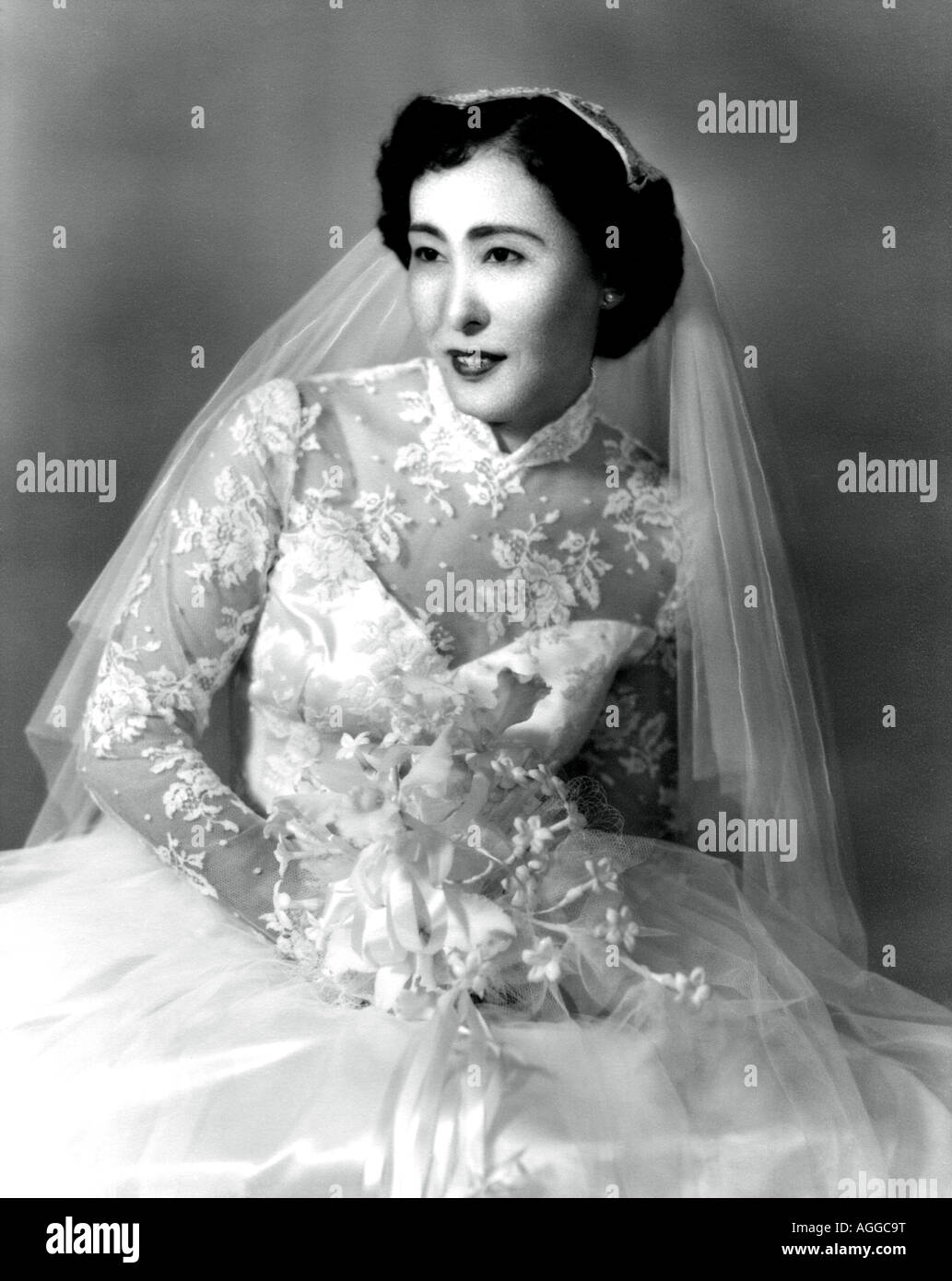 Japanese Bride Vintage Photo Circa 1960 Stock Photo 14203955 Alamy