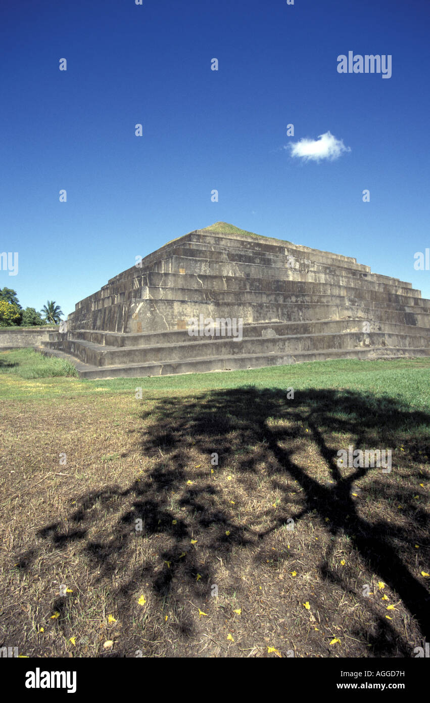 Main pyramid at the Mayan ruins of  El Tazumal ruins, El Salvador, Central America Stock Photo