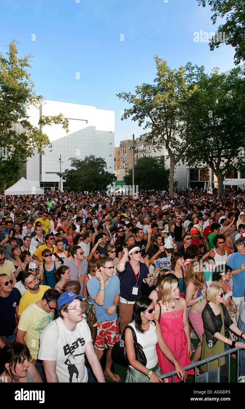 Crowd at Sonar festival in Barcelona Stock Photo - Alamy