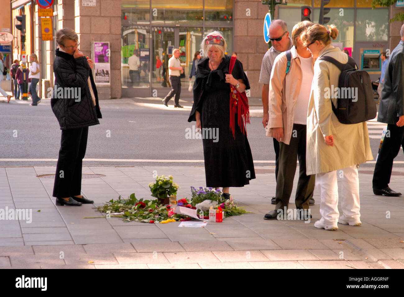 roses on spot where Swedish prime minister, Olof Palme, was shot and killed, Olof Palme Gata, Stockholm, Sweden Stock Photo - Alamy