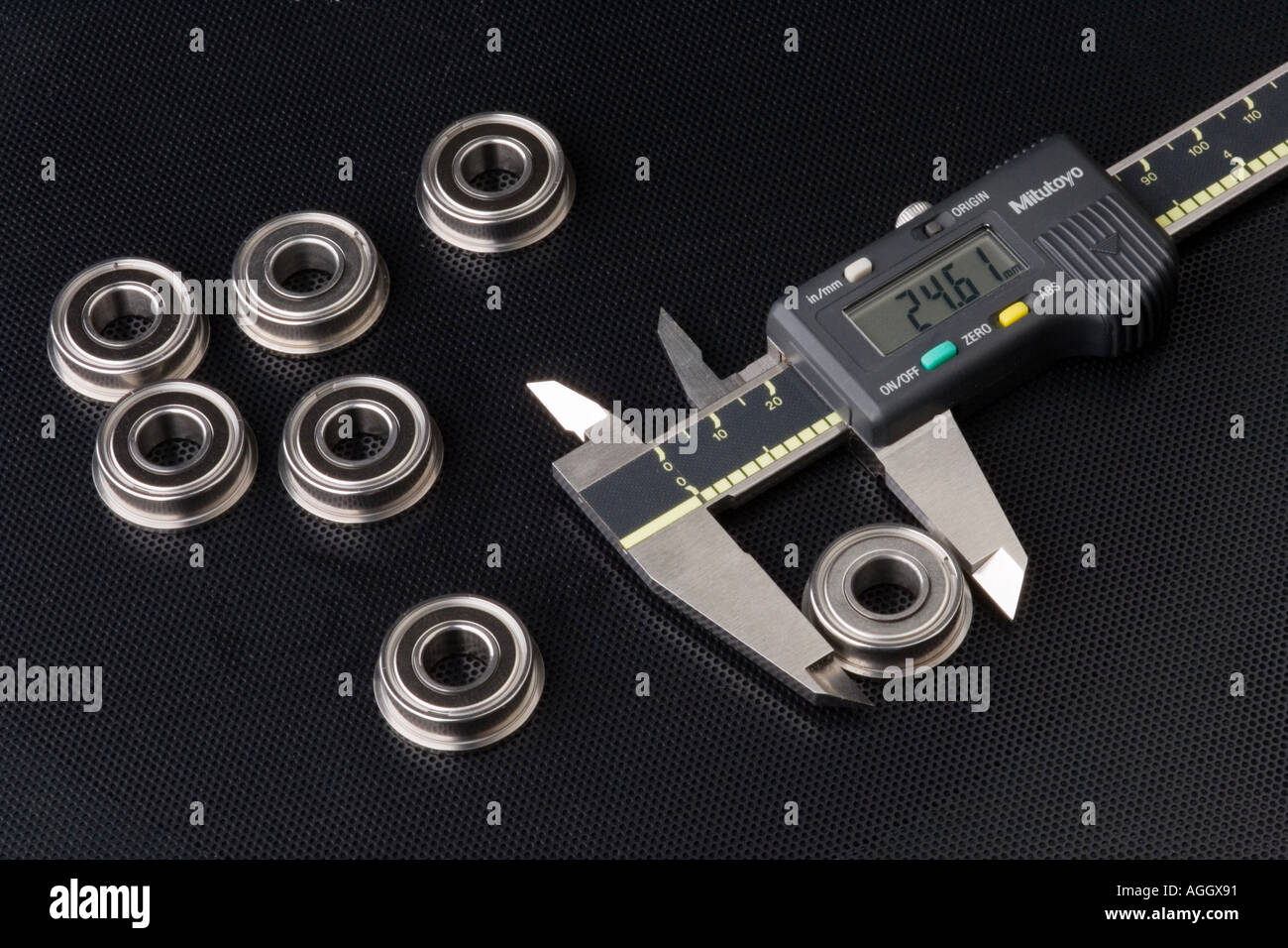 A digital caliper used to measure the diameter of components Stock Photo Alamy