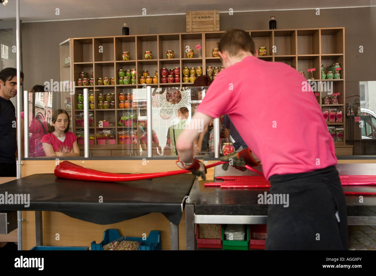 Candy production hi-res stock photography and images - Alamy