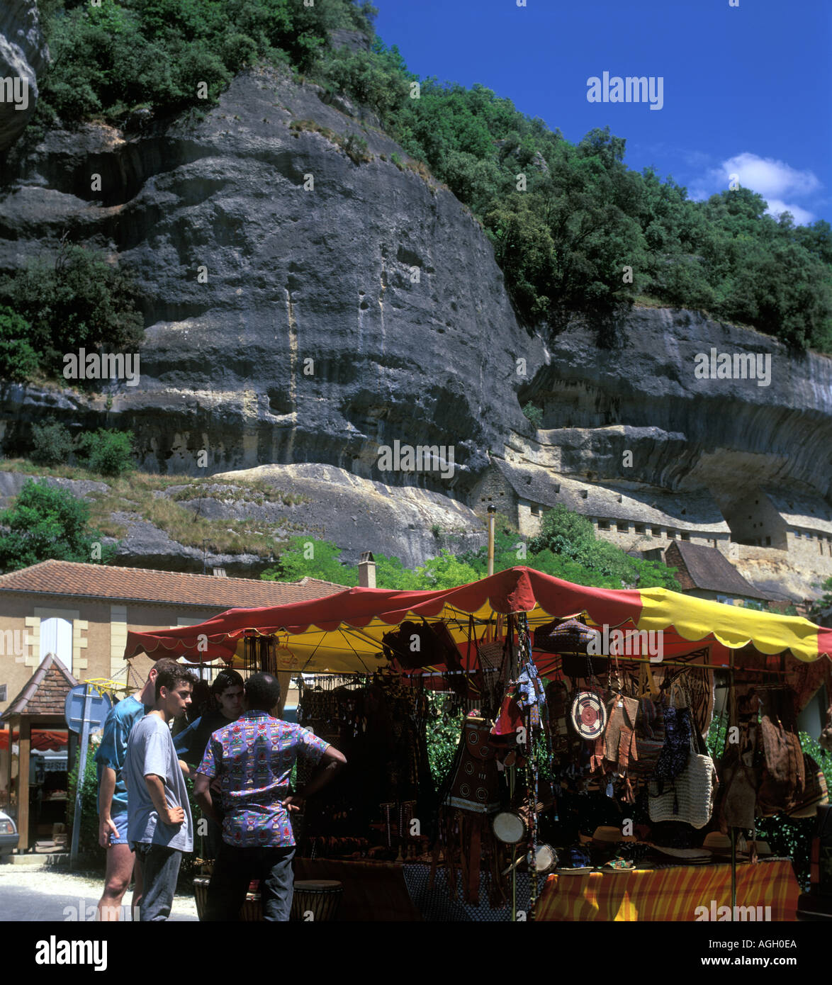 Les Eyzies market France Stock Photo Alamy