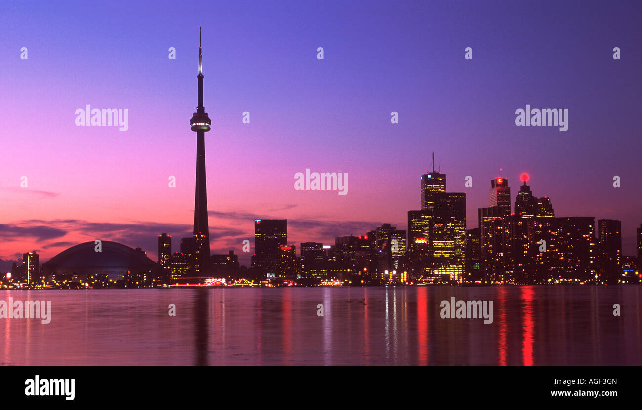 Toronto Skyline at sunset Stock Photo - Alamy