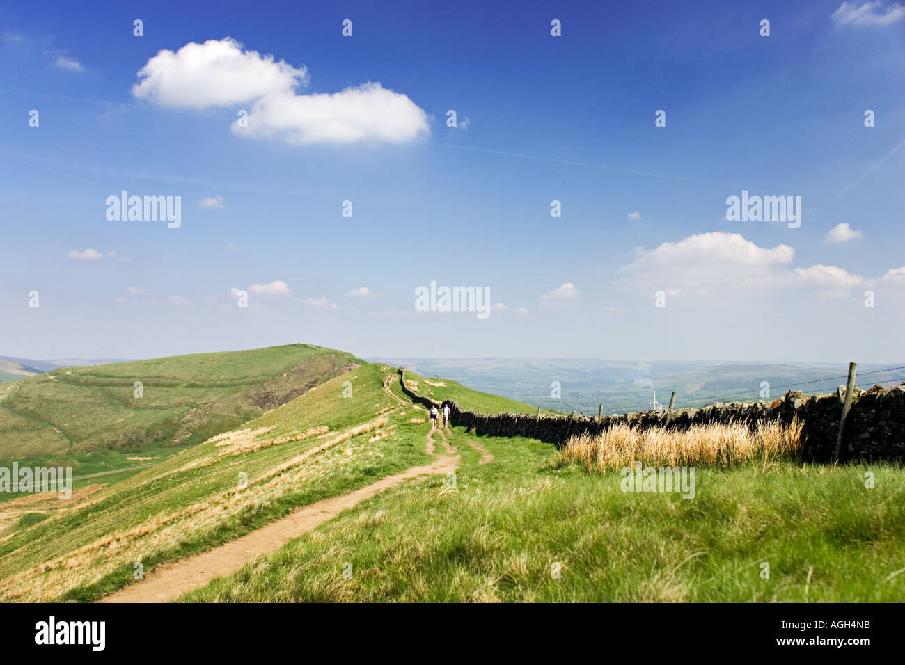 Vale of edale rushup edge hi-res stock photography and images - Alamy