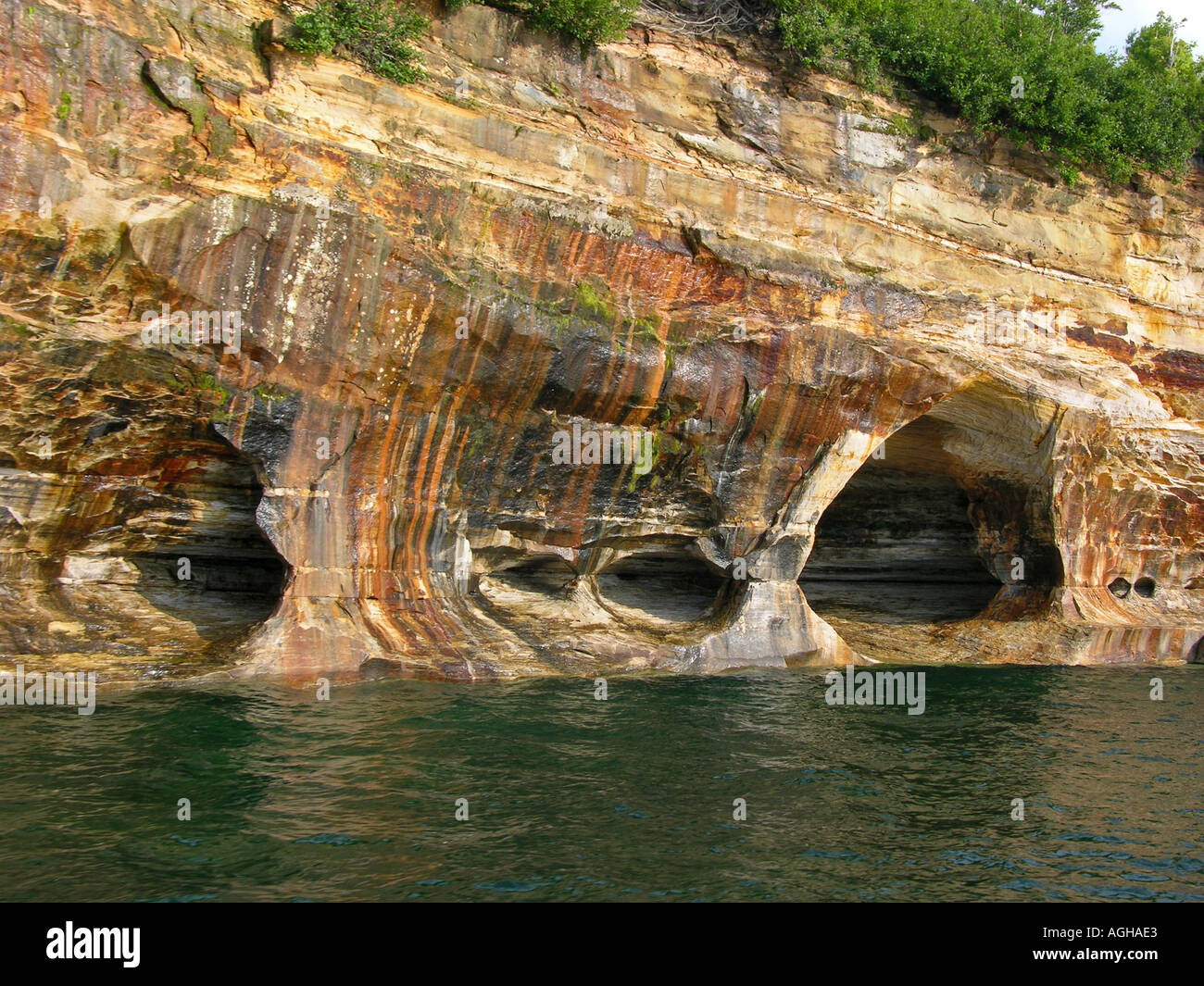 Painted Rocks In Michigan Painted rocks national lakeshore hi-res stock photography and images ...