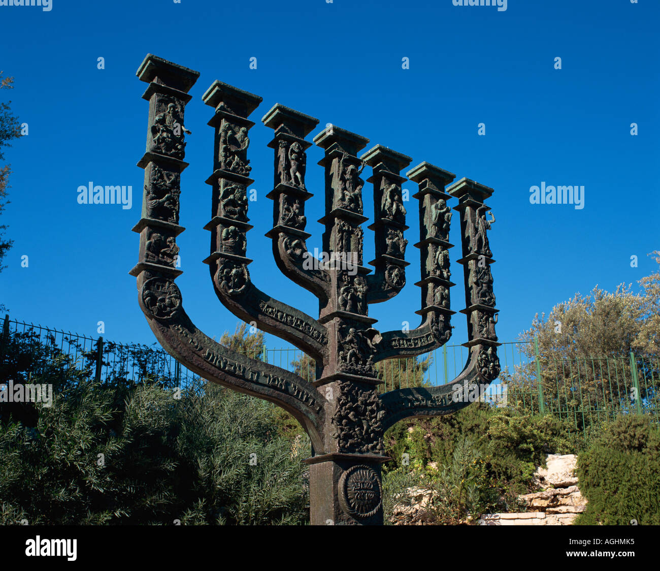 Jerusalem menorah knesset hires stock photography and images Alamy
