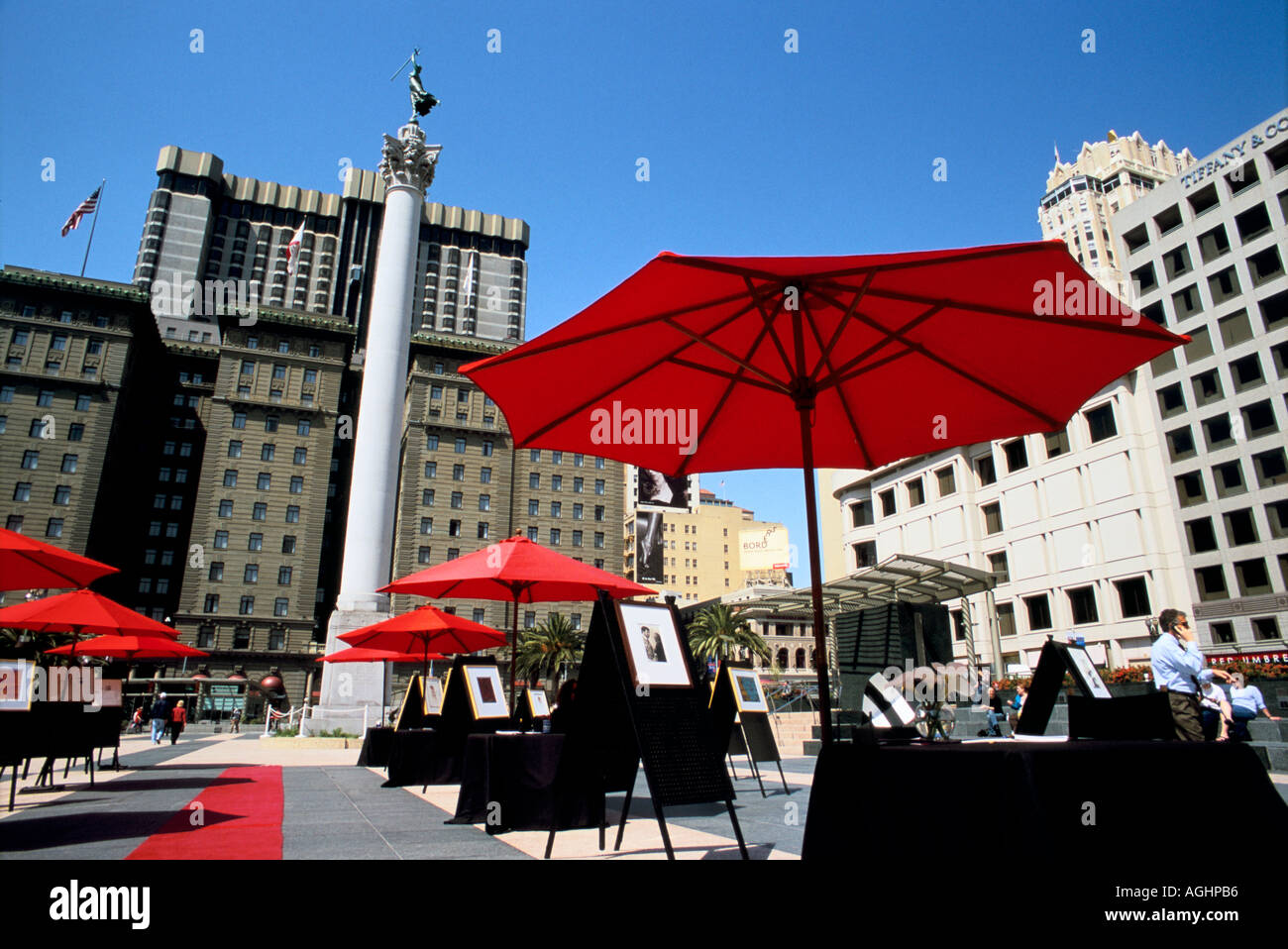 San Francisco, CA, USA, Union Square with red umbrellas, art work for sale Stock Photo