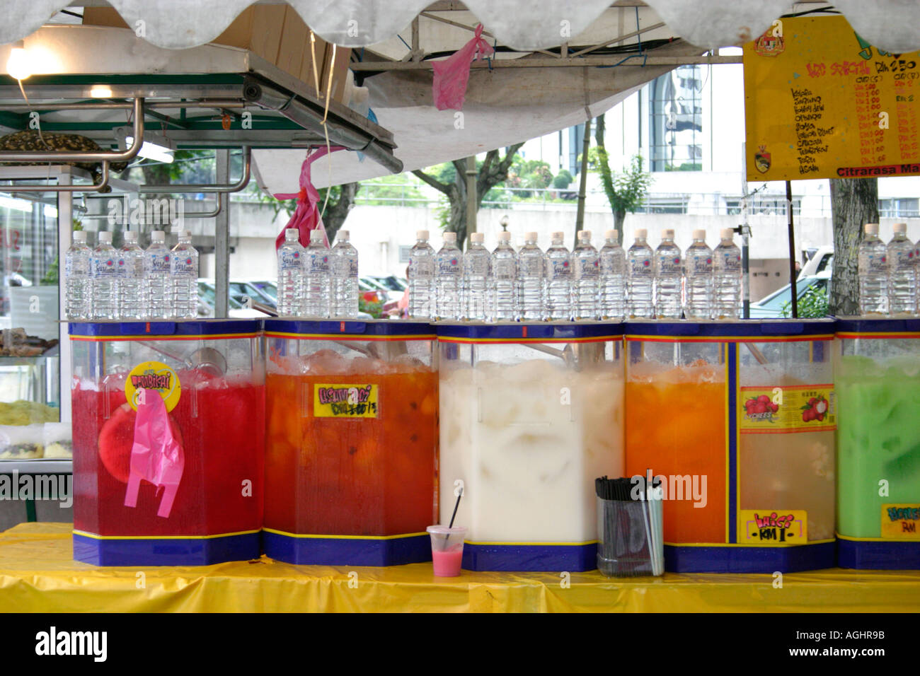 roadside hawker stall in malaysia selling drinks Stock Photo Alamy