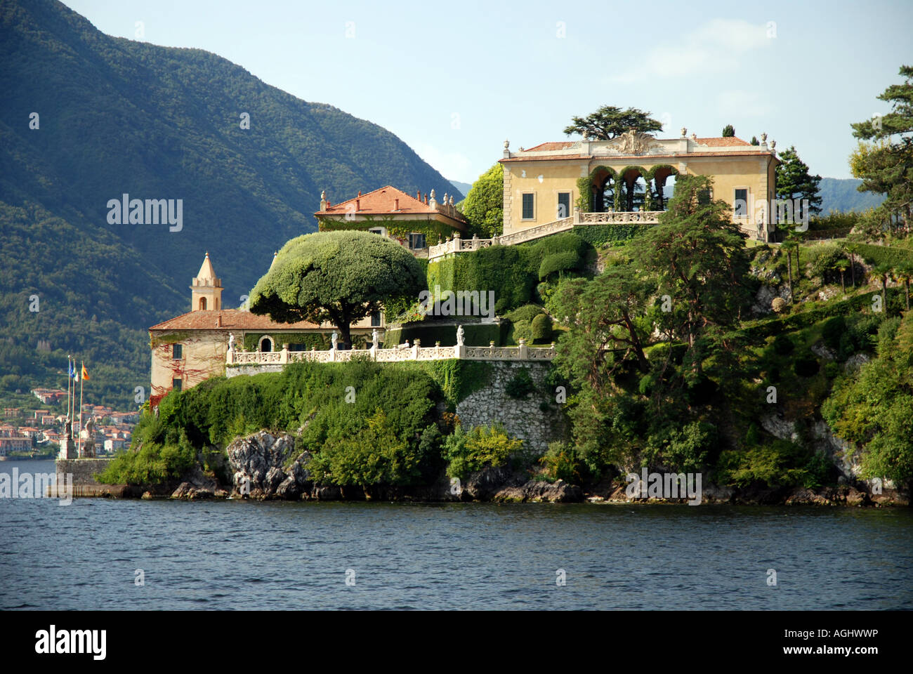James bond lake como hires stock photography and images Alamy