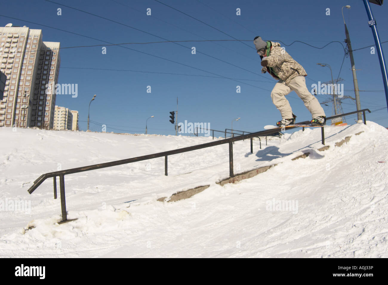 Snowboard rail slide hires stock photography and images Alamy