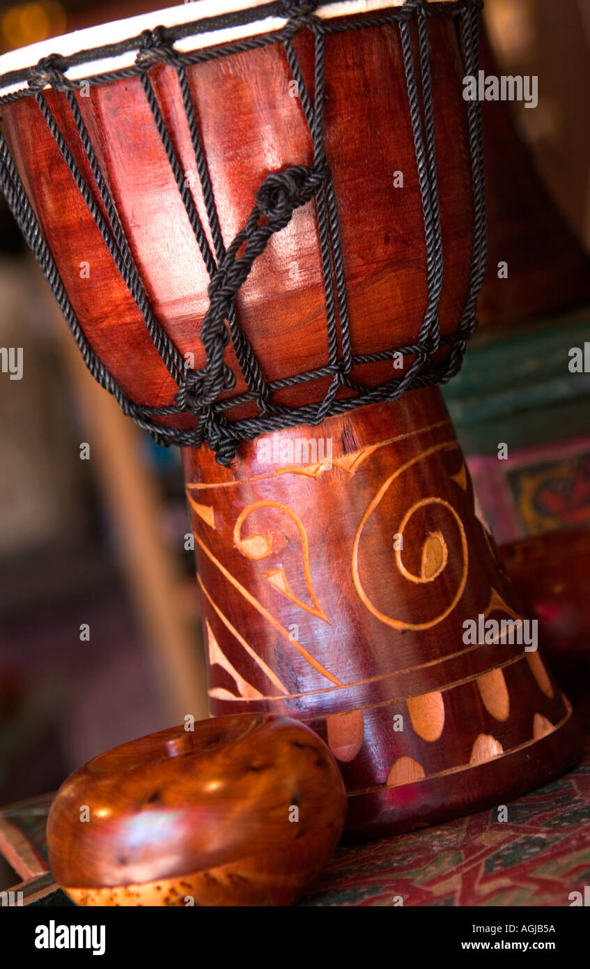 Traditional jamaican drum hires stock photography and images Alamy