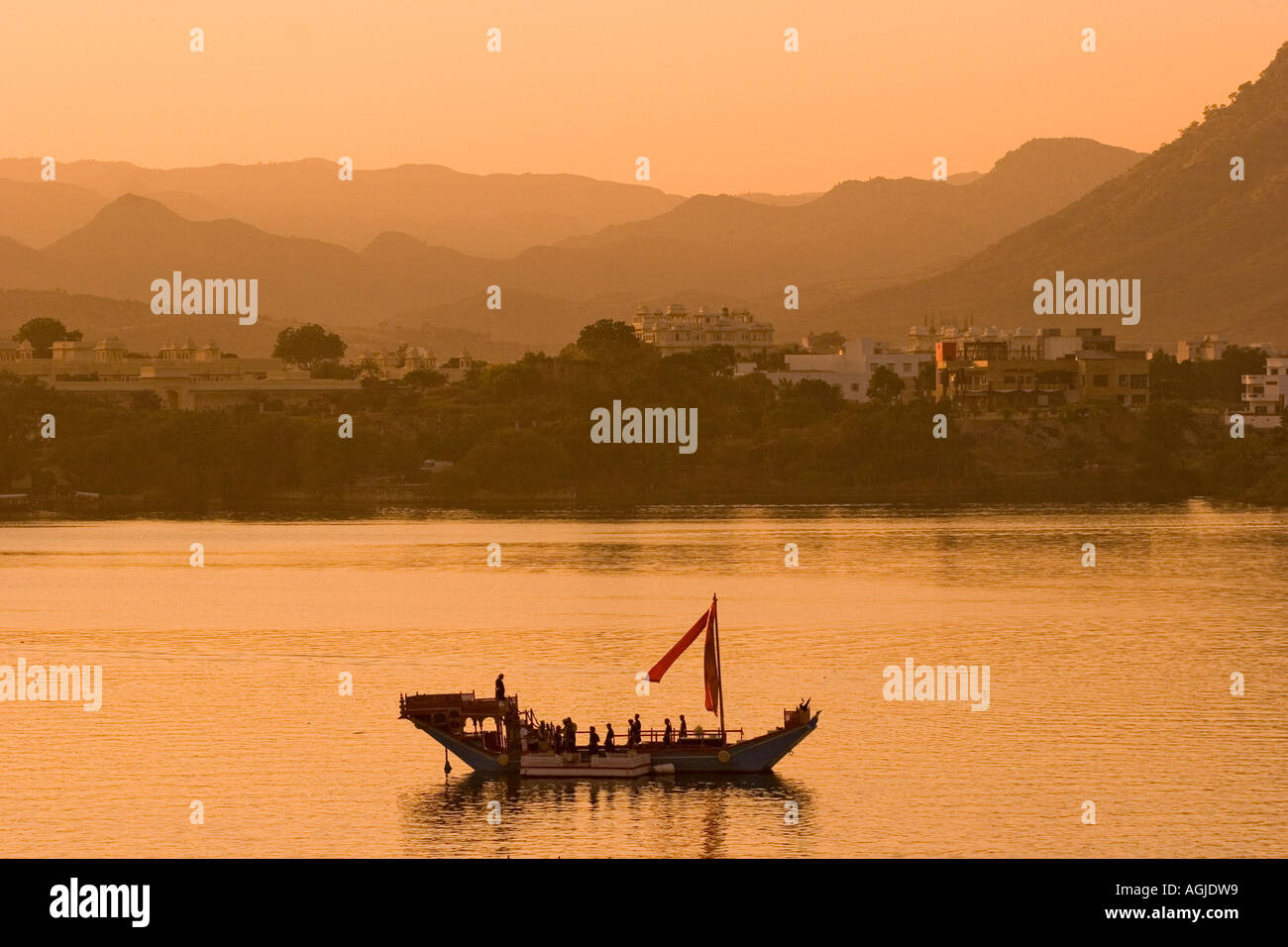 india view on the pichola lake during sunset in udaipur rajasthan Stock Photo