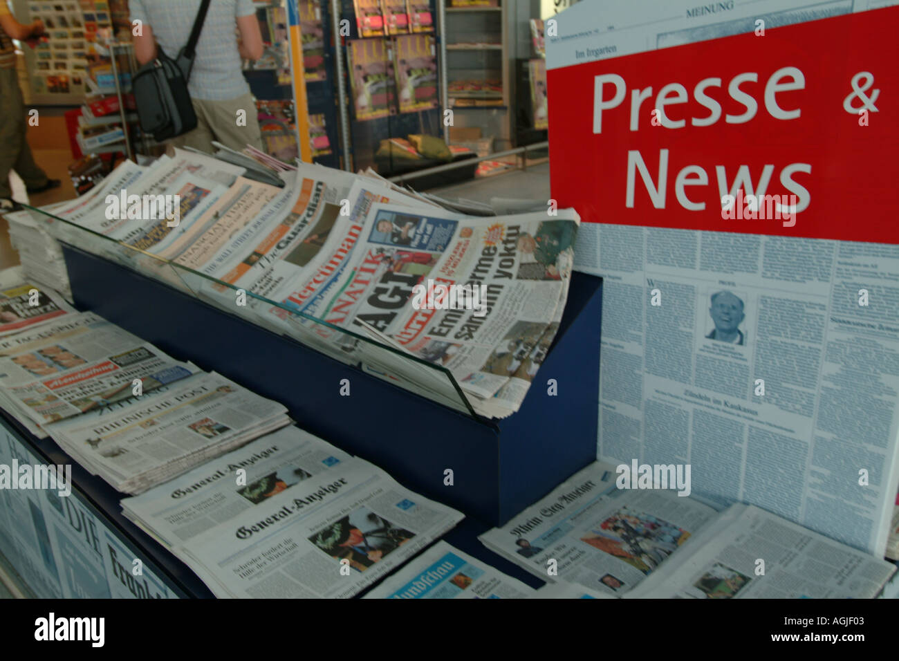 news paper news stand international Stock Photo Alamy