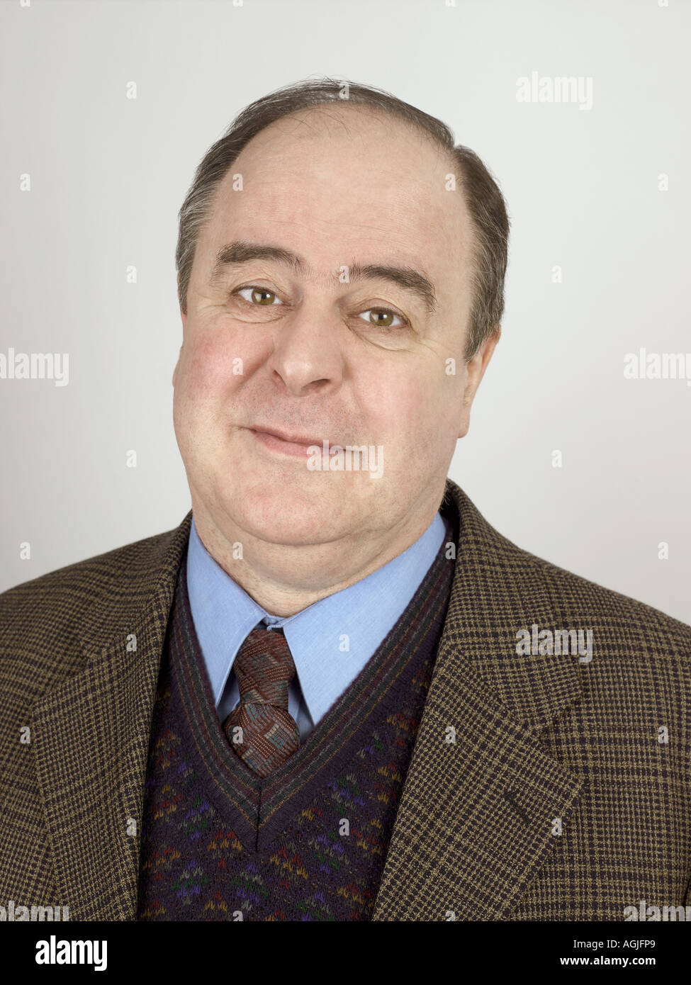 Tweed jacket actor hi-res stock photography and images - Alamy