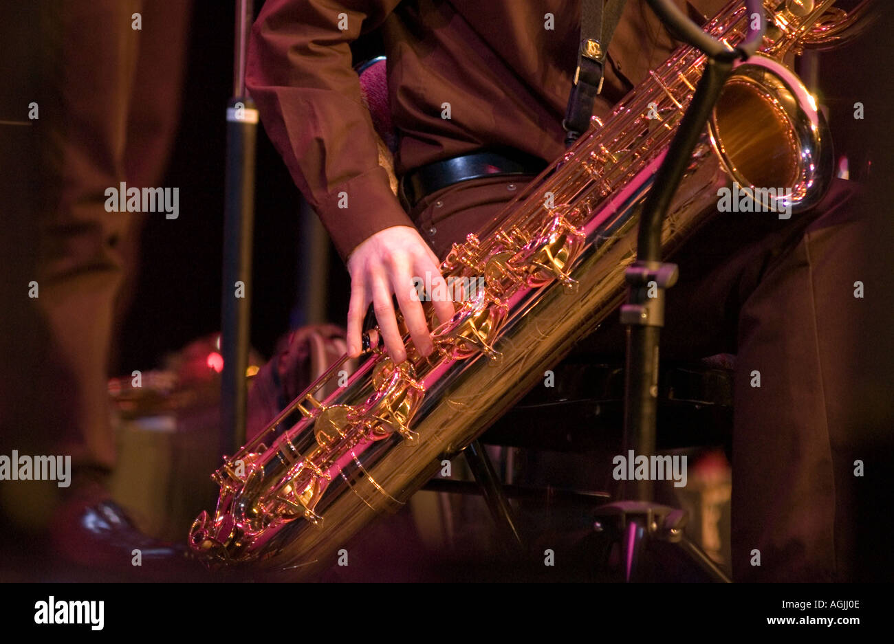 Hands playing instruments hi-res stock photography and images - Alamy