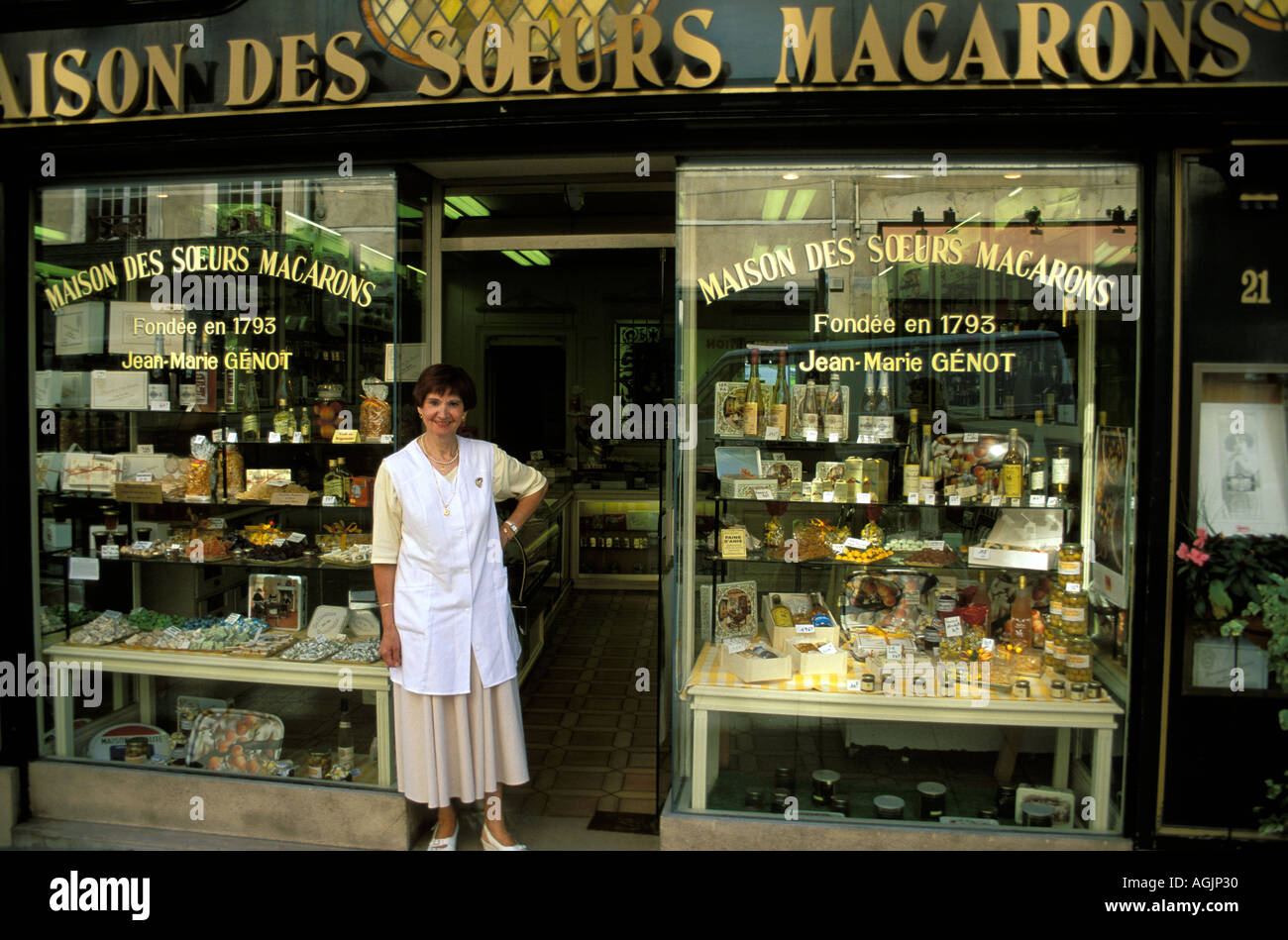 Nancy shop front of Soeurs Macarons Stock Photo