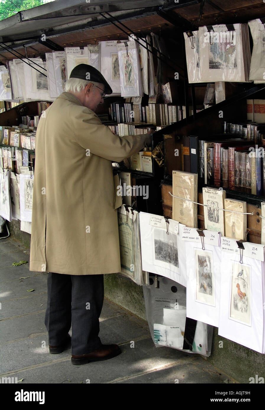 Bookseller on the Seine in Paris France Stock Photo Alamy