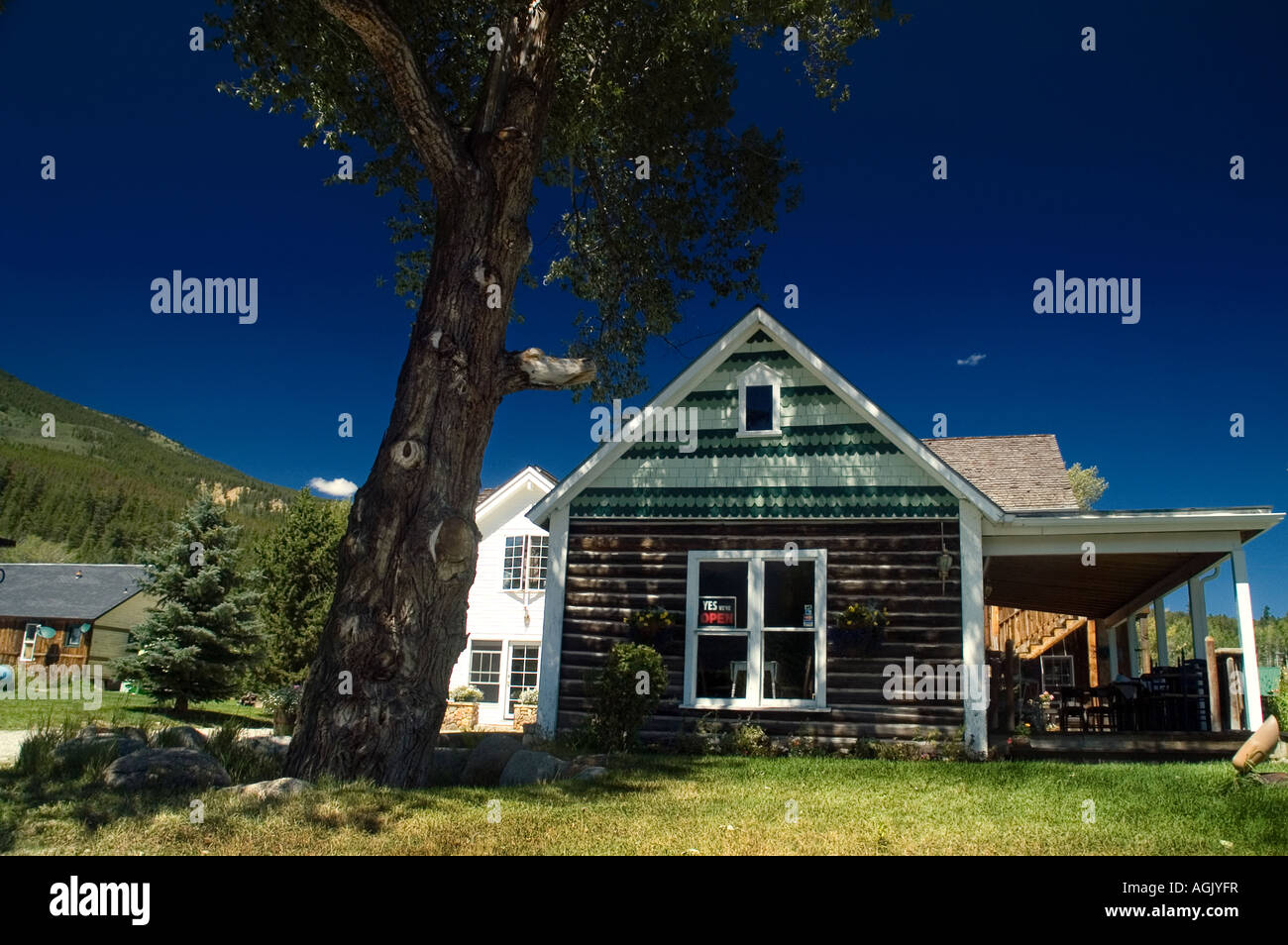 An Old Farm House Now Converted To A Bed And Breakfast Inn In