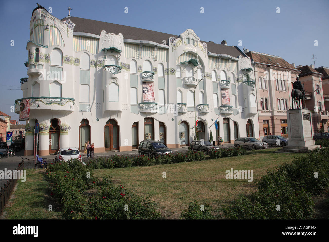 Hungary reok palace hi-res stock photography and images - Alamy