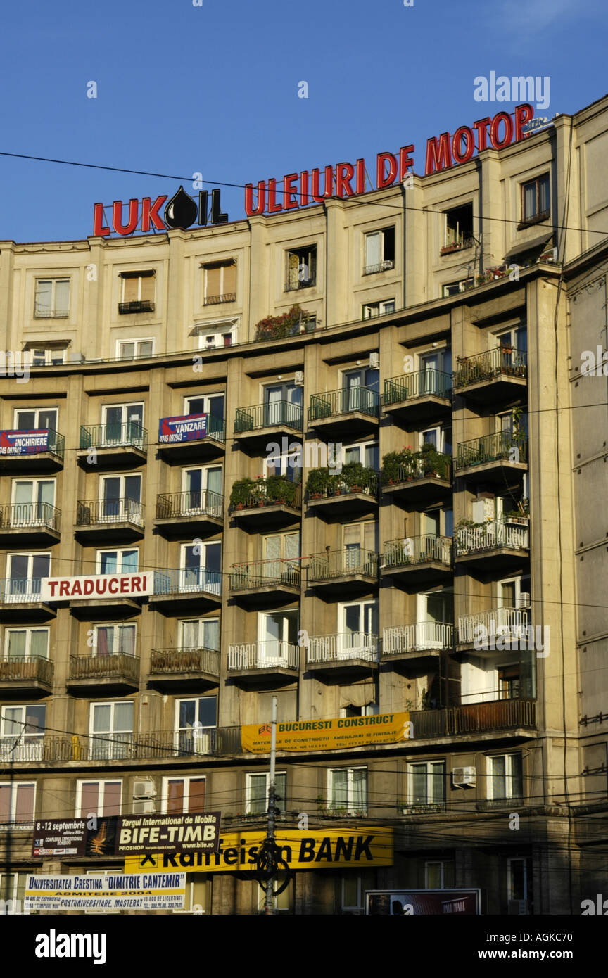 Bucuresti, Piata Romana, Lukoil Stock Photo Alamy