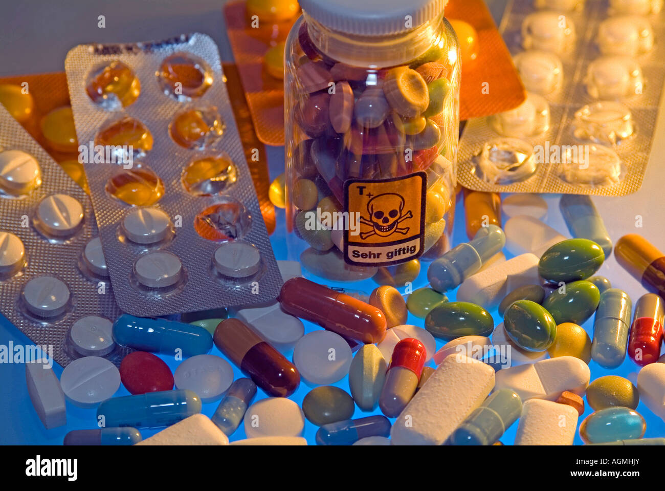 Poison Pill High Resolution Stock Photography And Images Alamy