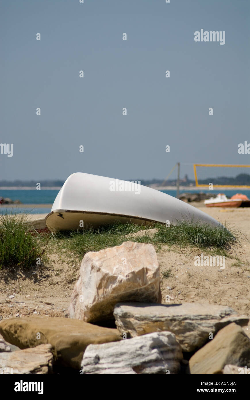 boats lying on the beach Stock Photo - Alamy
