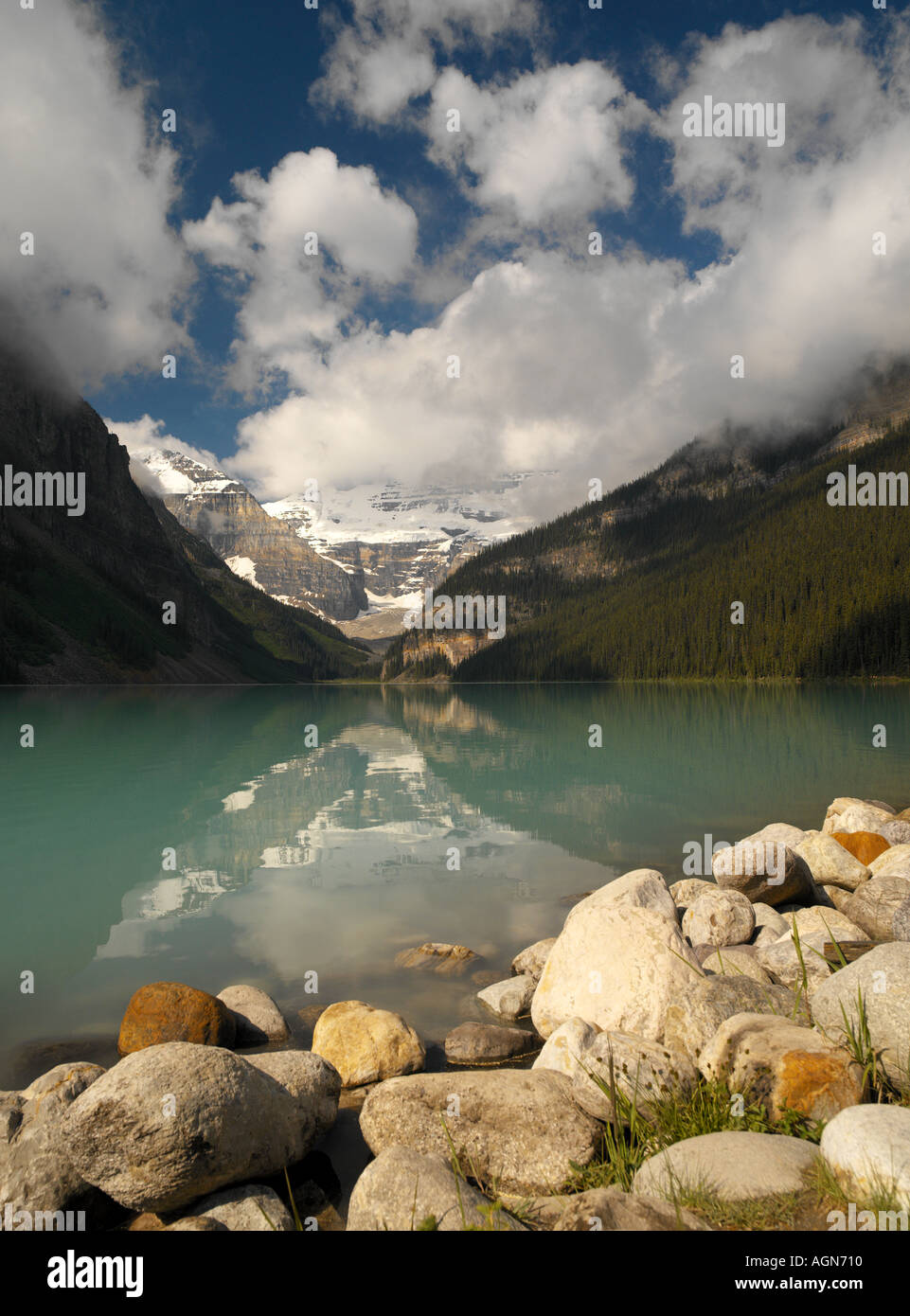 Lake Louise in Banff National Park in Canada Stock Photo - Alamy