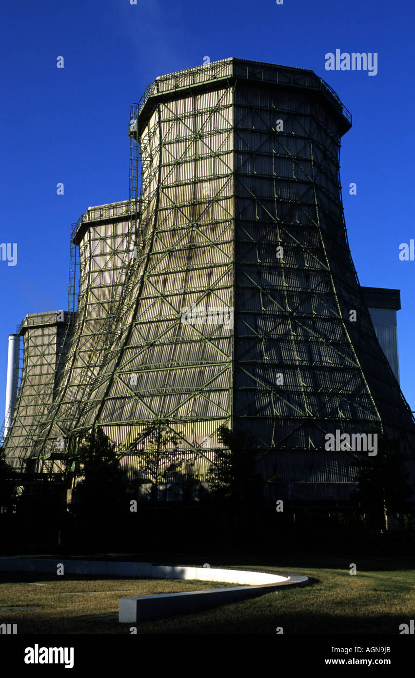 Flingern natural gas-fired power station, Dusseldorf, North Rhine-Westphalia, Germany. Stock Photo