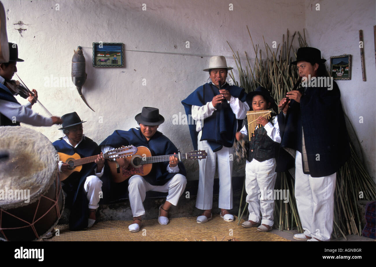 Ecuador music hires stock photography and images Alamy