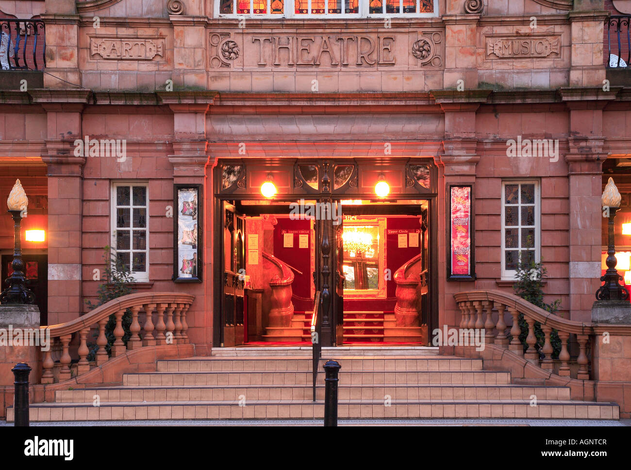 Surrey theatre hires stock photography and images Alamy