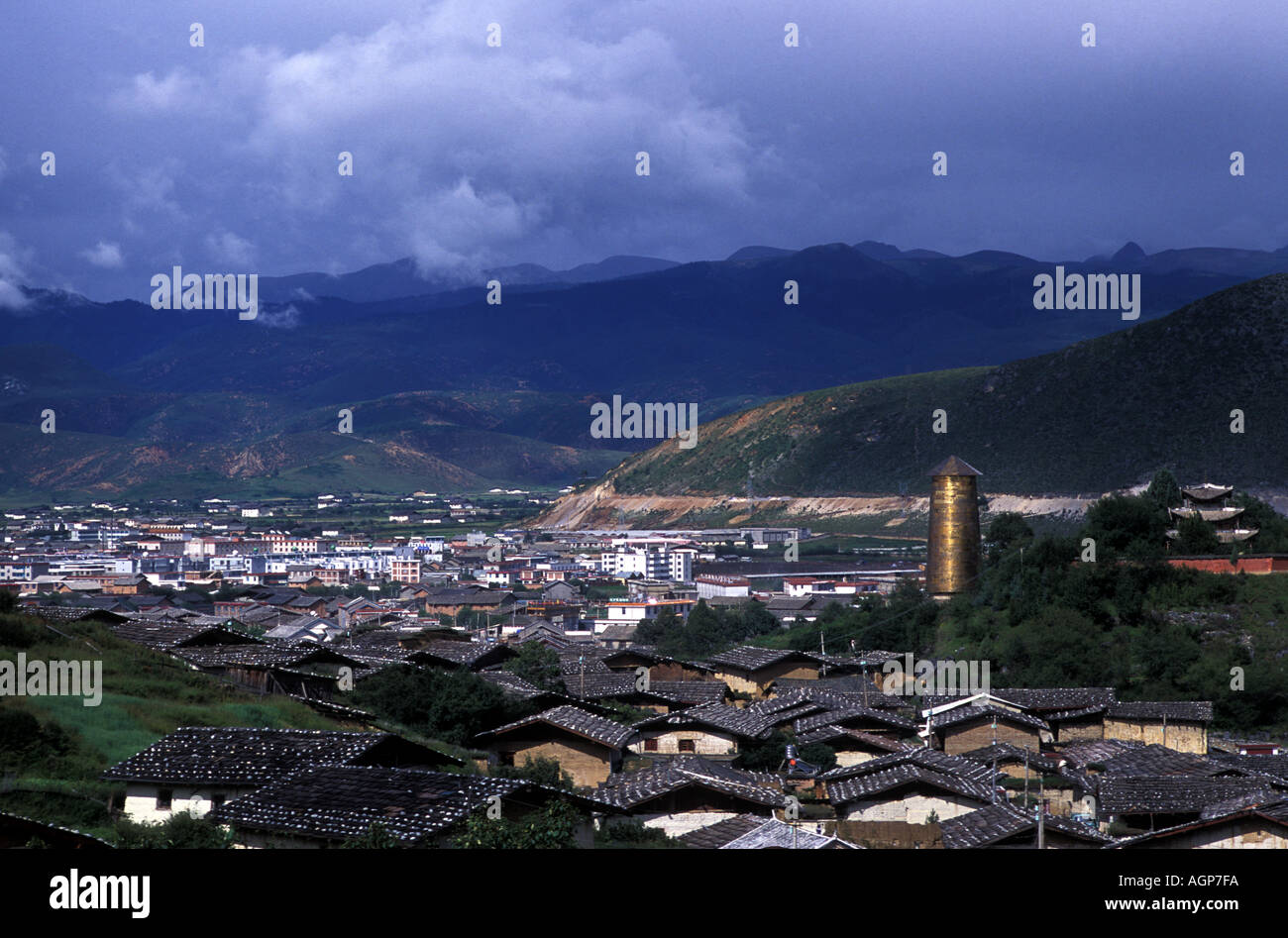 Yunnans stunning landscapes hi-res stock photography and images - Alamy