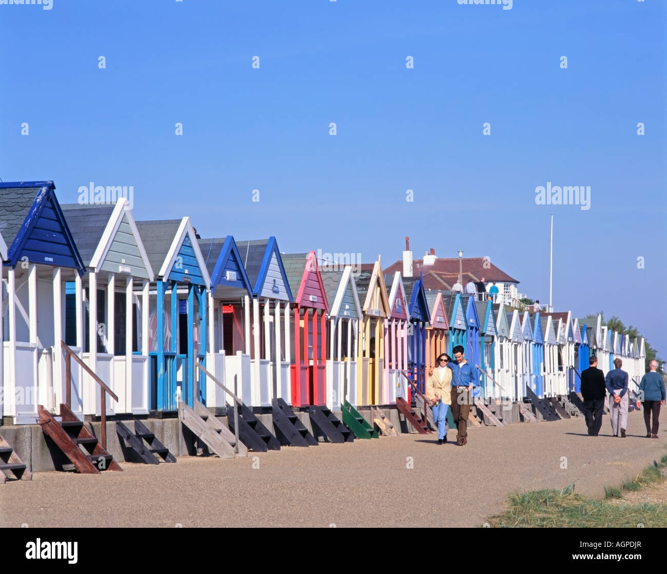 Beach Huts Southwold Suffolk Great Britain Stock Photo Alamy beach-huts-southwold-suffolk-great-britain-stock-photo-alamy
